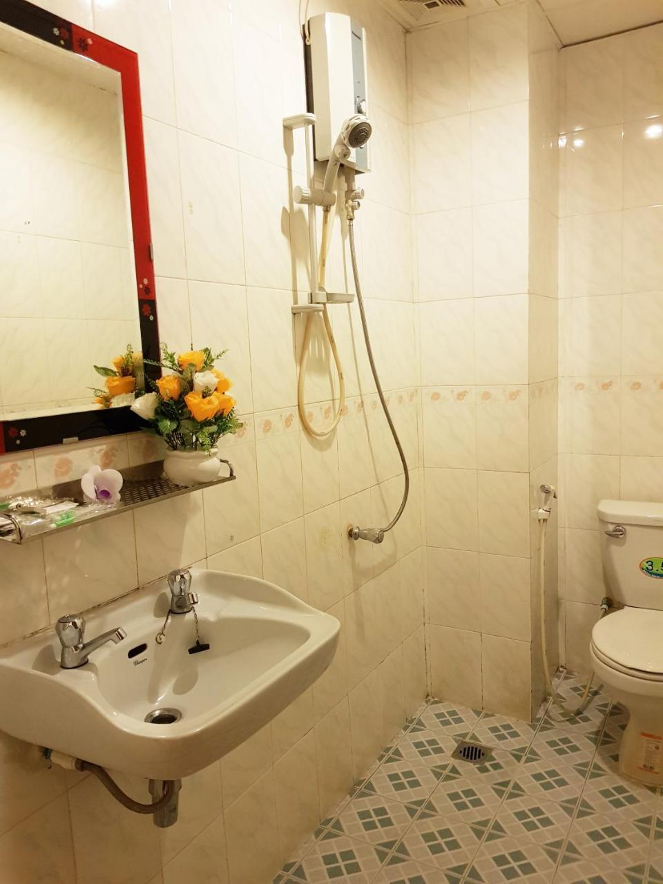 Fancy Guesthouse プノンペン エクステリア 写真