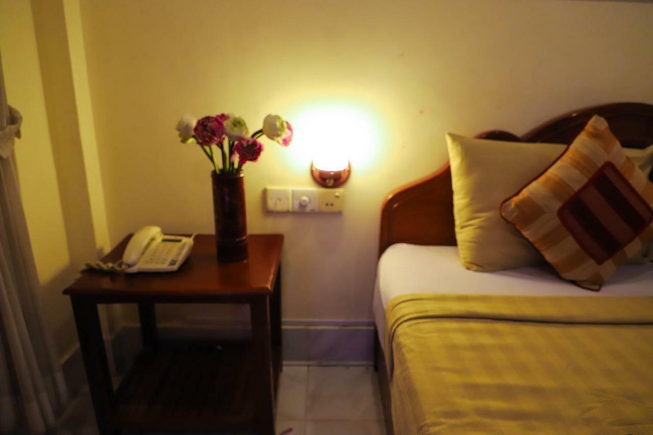 Fancy Guesthouse プノンペン エクステリア 写真